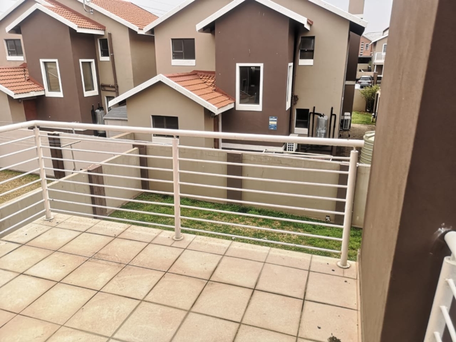 3 Bedroom Property for Sale in Hillside Free State